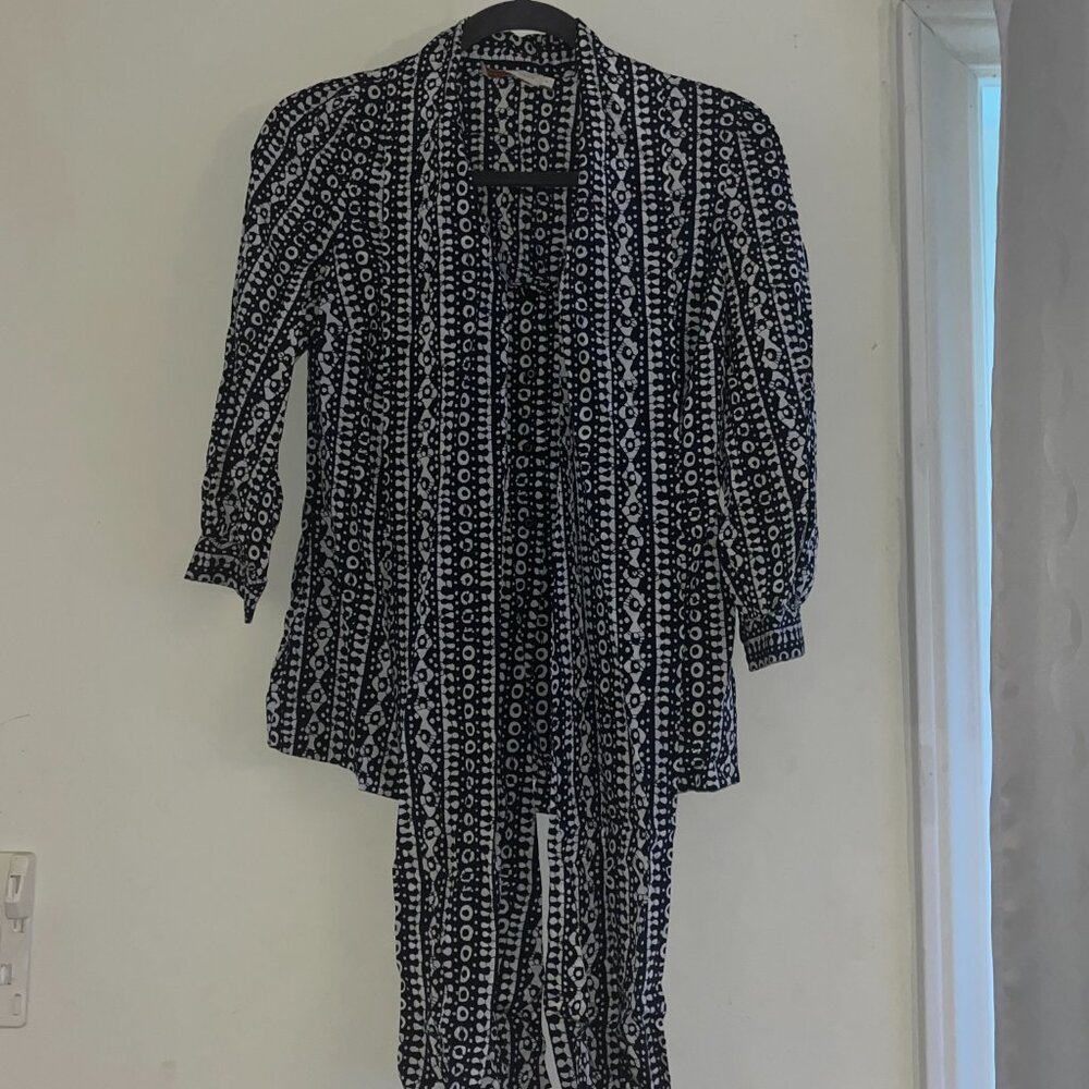 Tory Burch printed bow blouse size 4